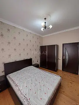 Kirayə verilir 2 otaqlı mənzil 70 m²