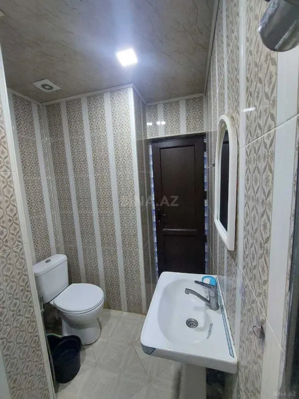 Kirayə verilir 2 otaqlı mənzil 70 m²
