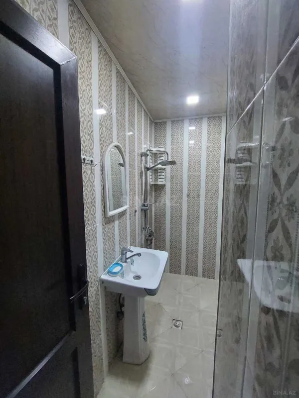 Kirayə verilir 2 otaqlı mənzil 70 m²