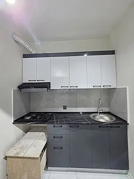Satılır 2 otaqlı mənzil 43 m²