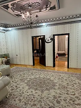 Satılır 4 otaqlı mənzil 140 m²