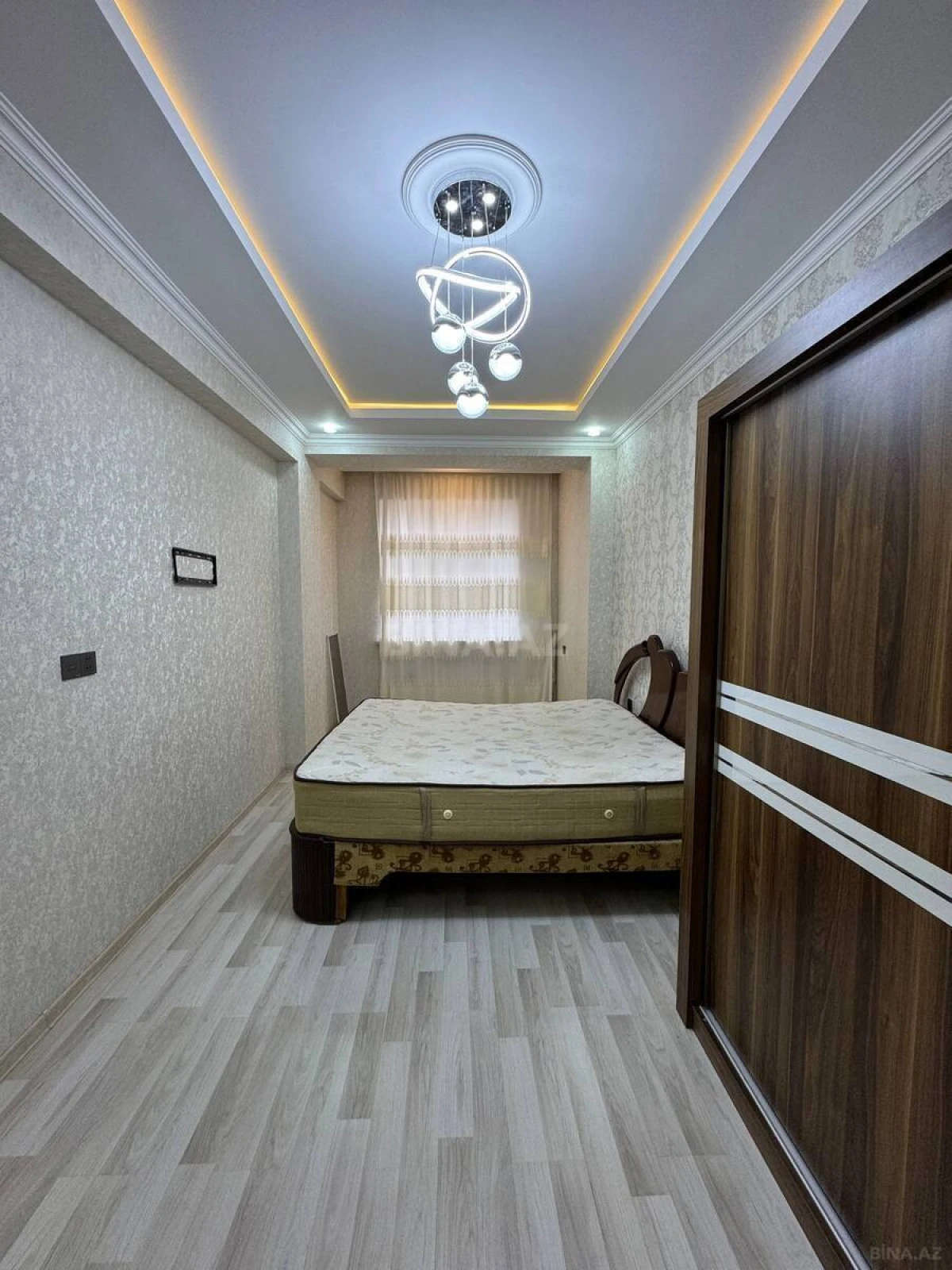 Satılır 2 otaqlı mənzil 56 m²
