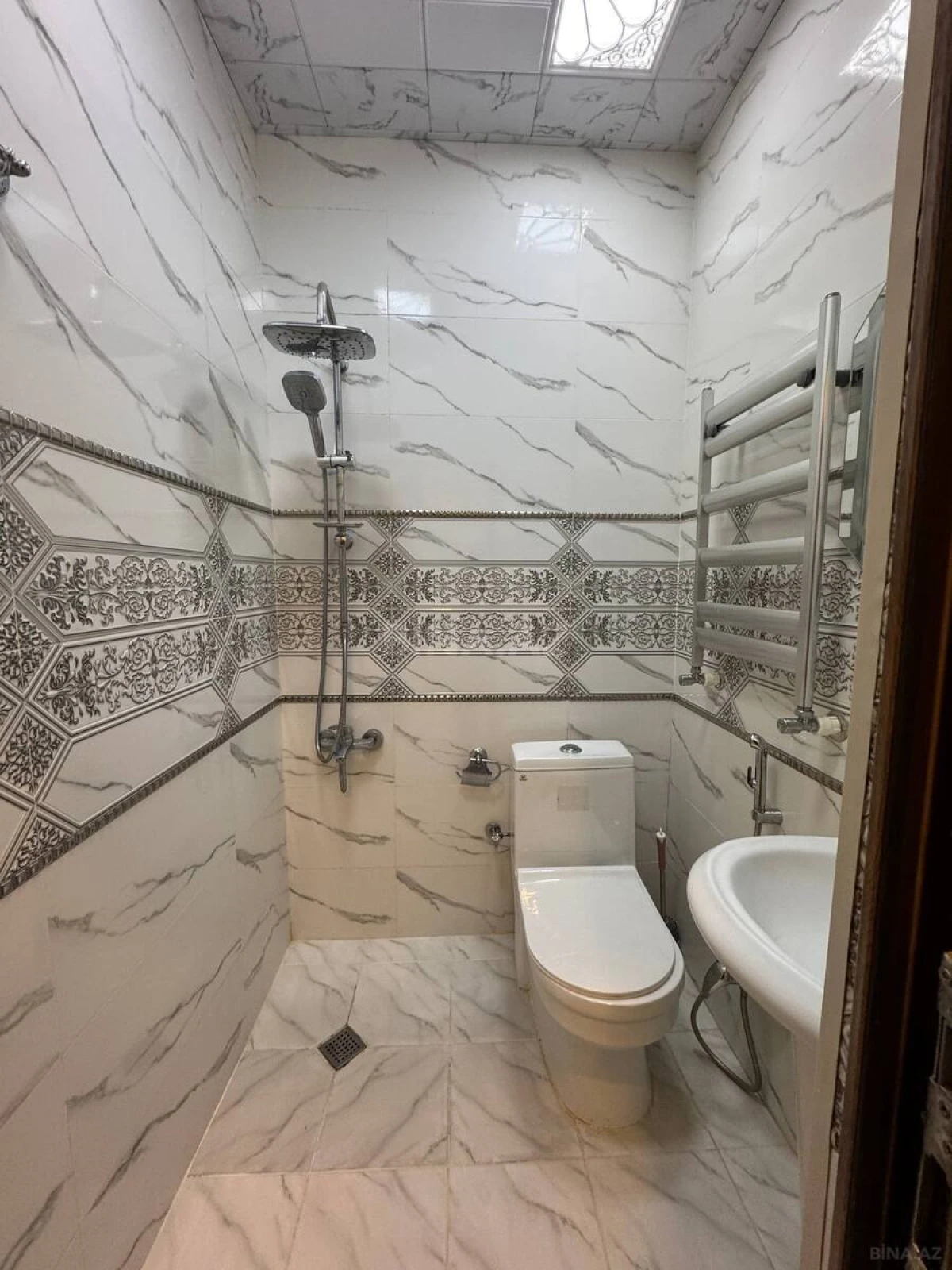 Satılır 2 otaqlı mənzil 56 m²