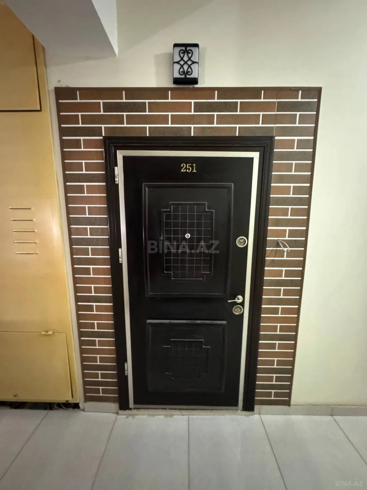 Satılır 2 otaqlı mənzil 56 m²