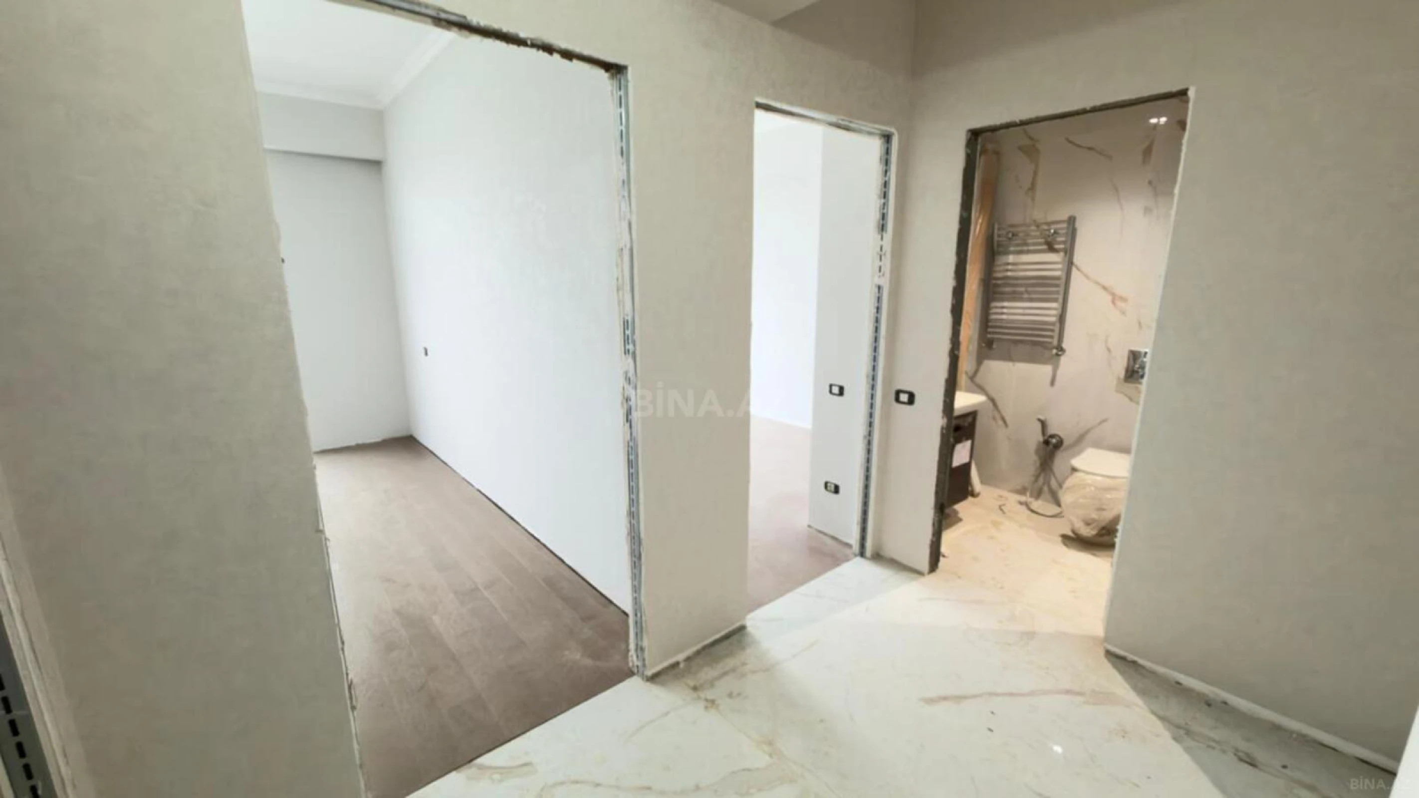 Satılır 3 otaqlı mənzil 71 m²