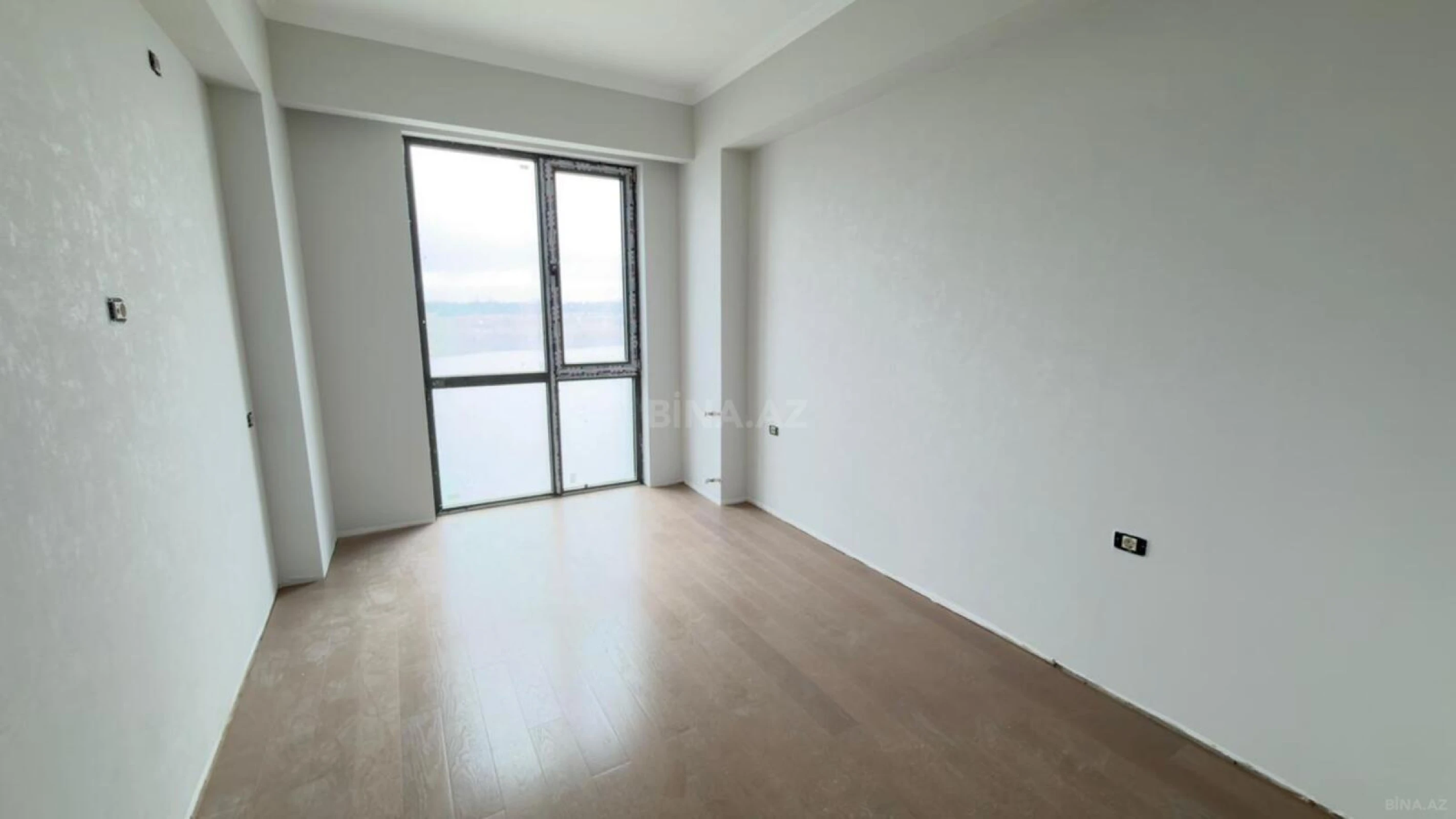 Satılır 3 otaqlı mənzil 71 m²
