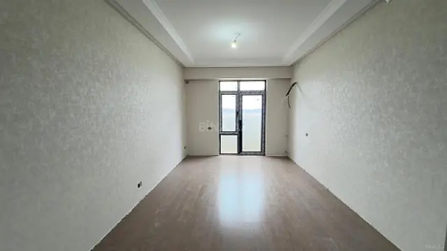 Satılır 3 otaqlı mənzil 71 m²