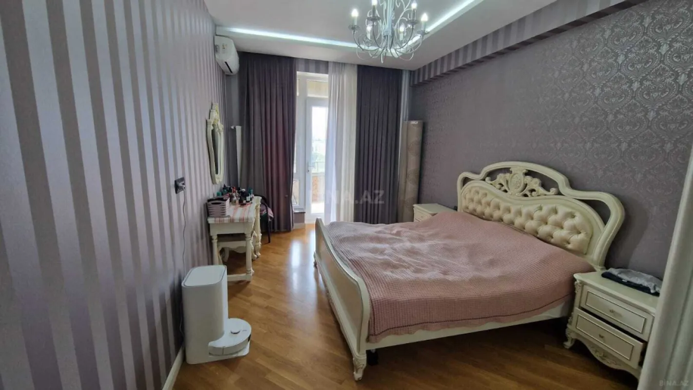 Satılır 2 otaqlı mənzil 75 m²