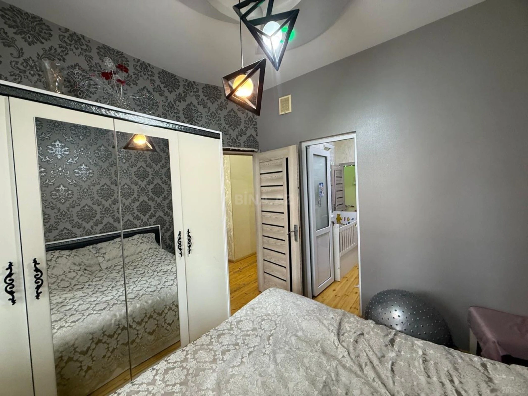 Satılır 3 otaqlı mənzil 65 m²