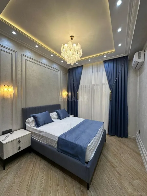 Satılır 3 otaqlı mənzil 122 m²