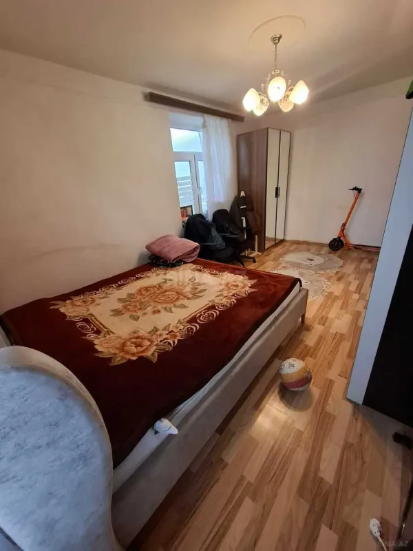 Satılır 1 otaqlı mənzil 40 m²