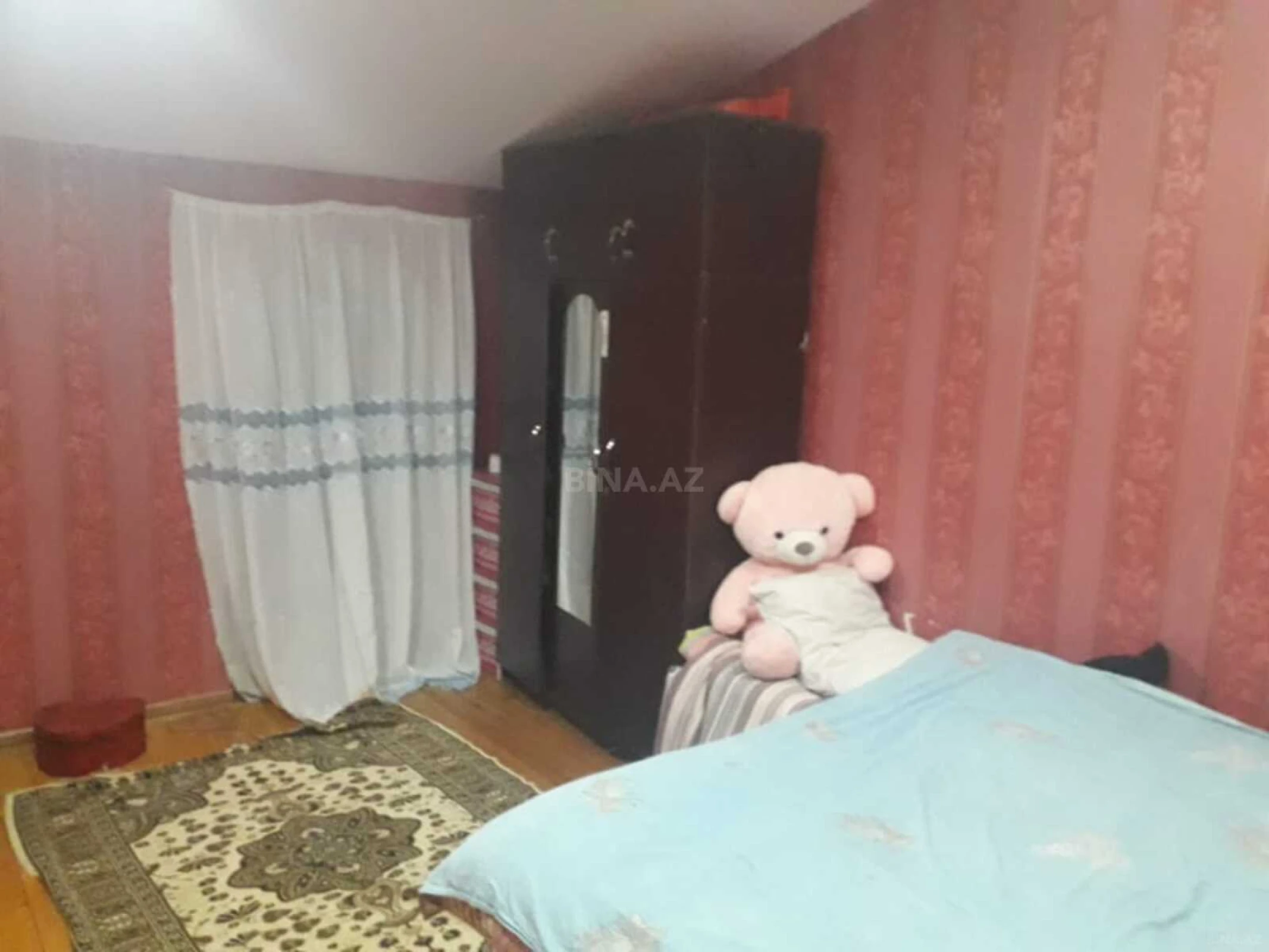 Satılır 2 otaqlı mənzil 83 m²