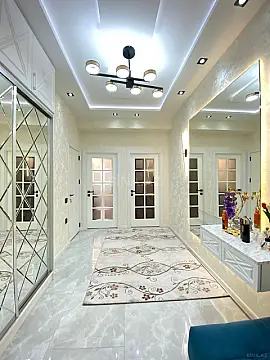 Kirayə verilir 2 otaqlı mənzil 67 m²