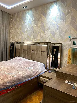 Kirayə verilir 2 otaqlı mənzil 67 m²