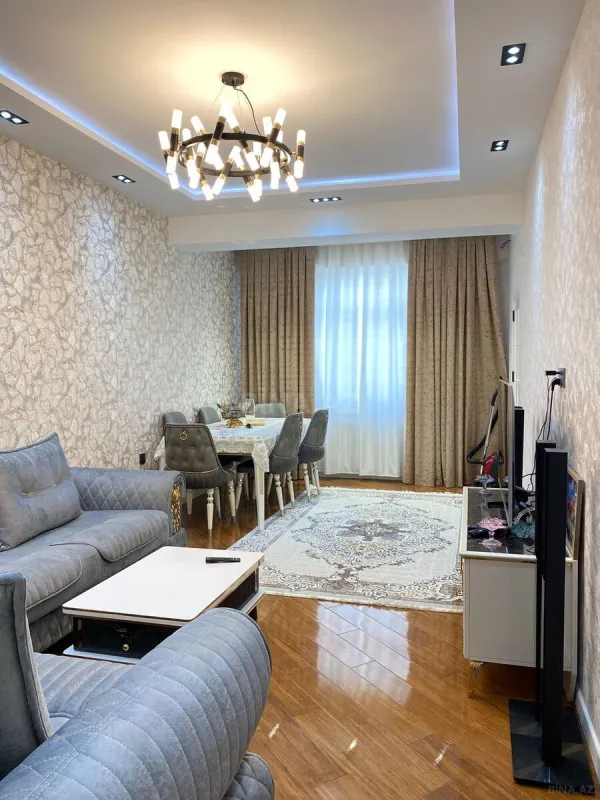 Kirayə verilir 2 otaqlı mənzil 67 m²