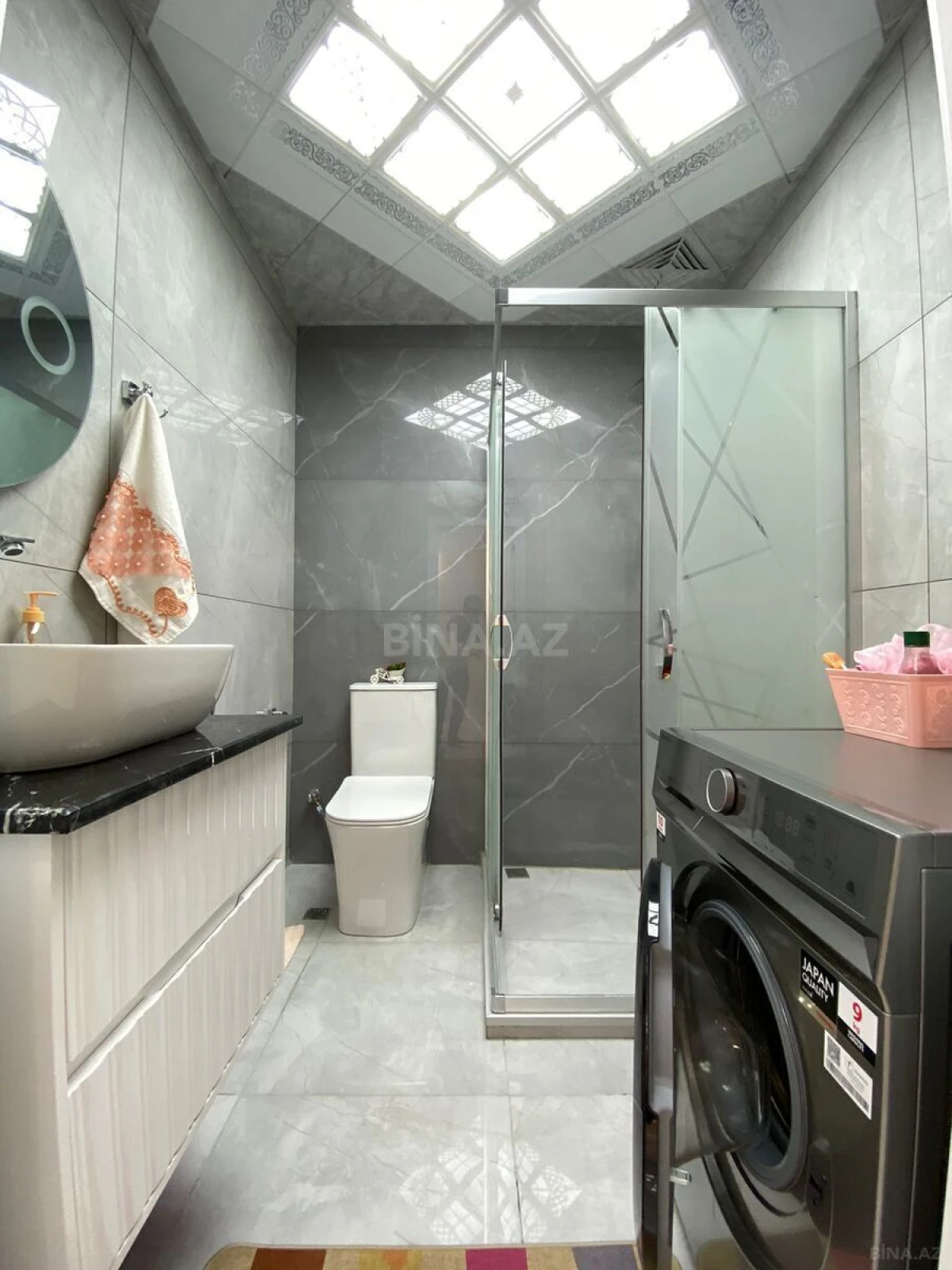 Kirayə verilir 2 otaqlı mənzil 67 m²