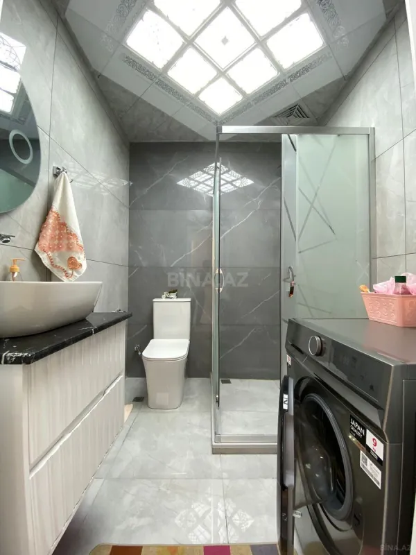 Kirayə verilir 2 otaqlı mənzil 67 m²