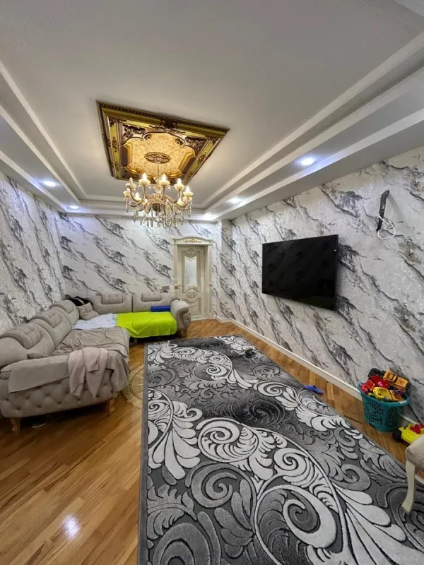 Satılır 2 otaqlı mənzil 98 m²