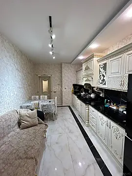 Satılır 2 otaqlı mənzil 98 m²