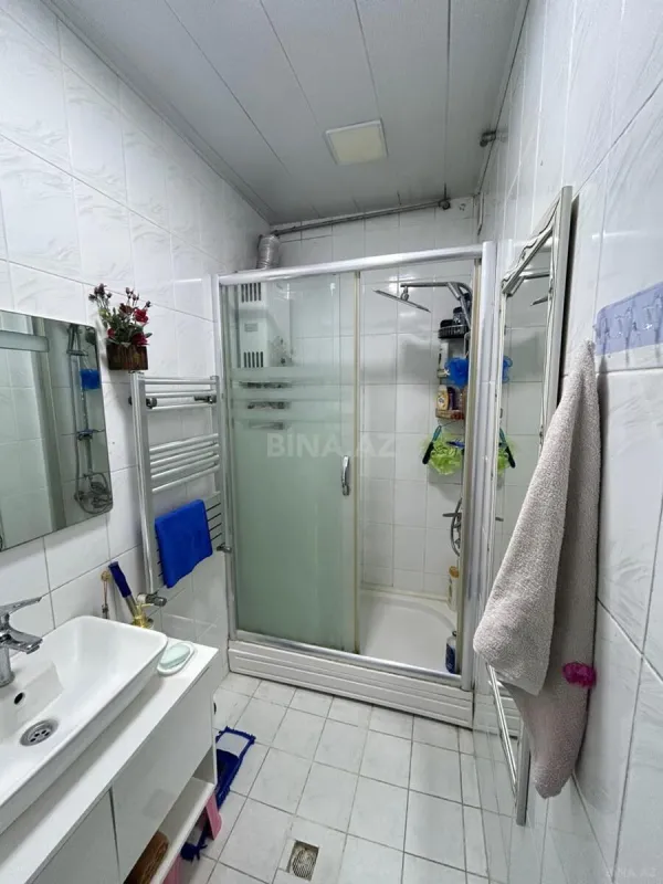 Satılır 2 otaqlı mənzil 98 m²