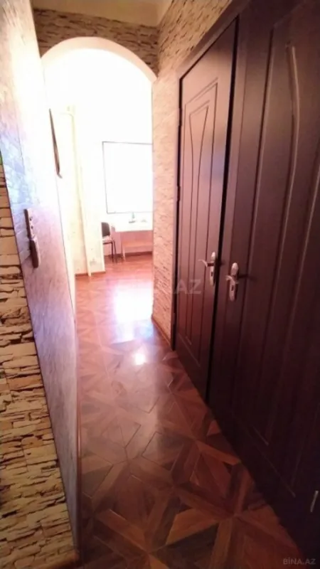 Satılır 2 otaqlı mənzil 63 m²