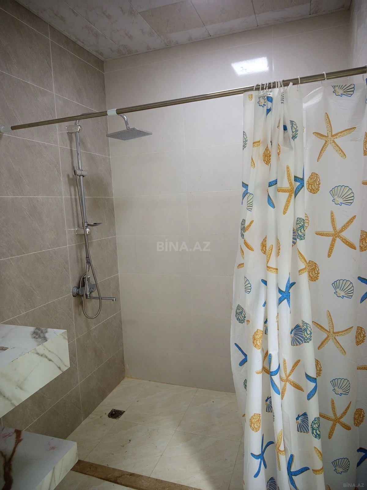 Kirayə verilir 2 otaqlı mənzil 80 m²