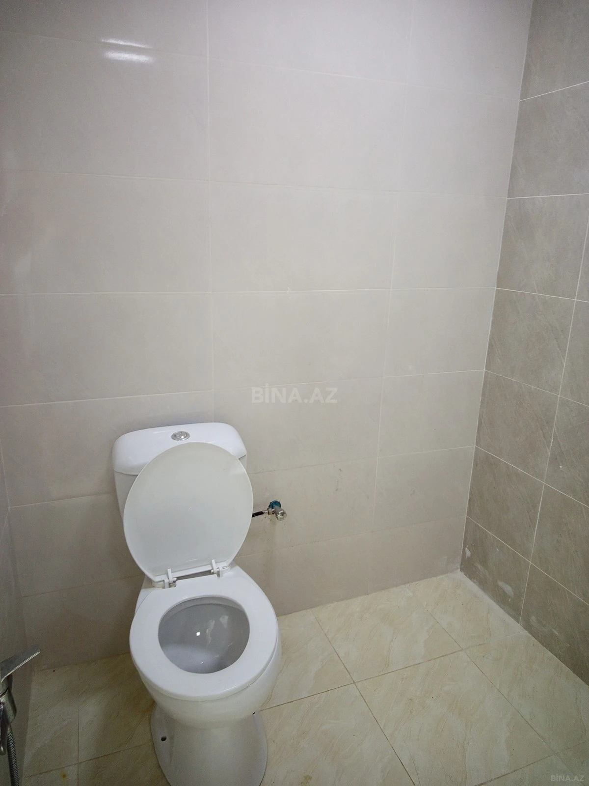 Kirayə verilir 2 otaqlı mənzil 80 m²