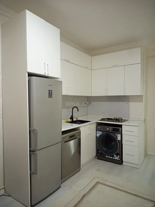 Kirayə verilir 2 otaqlı mənzil 80 m²