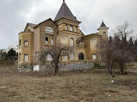 Satılır 10 otaqlı həyət evi 2500 m² — Bakı, Novxanı 10 otaq 2500.00 m²