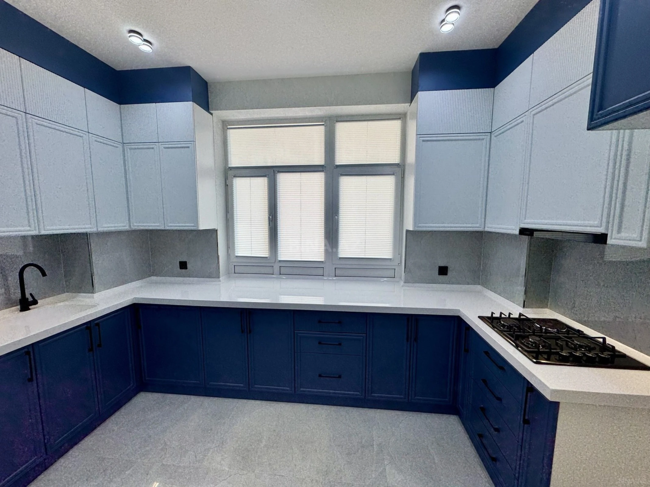 Satılır 3 otaqlı mənzil 96 m²