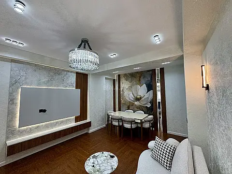Satılır 3 otaqlı mənzil 96 m²