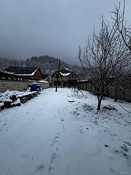 Satılır həyət evi 250 m²