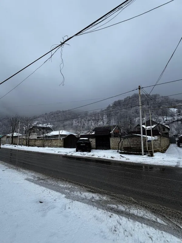 Satılır həyət evi 250 m²