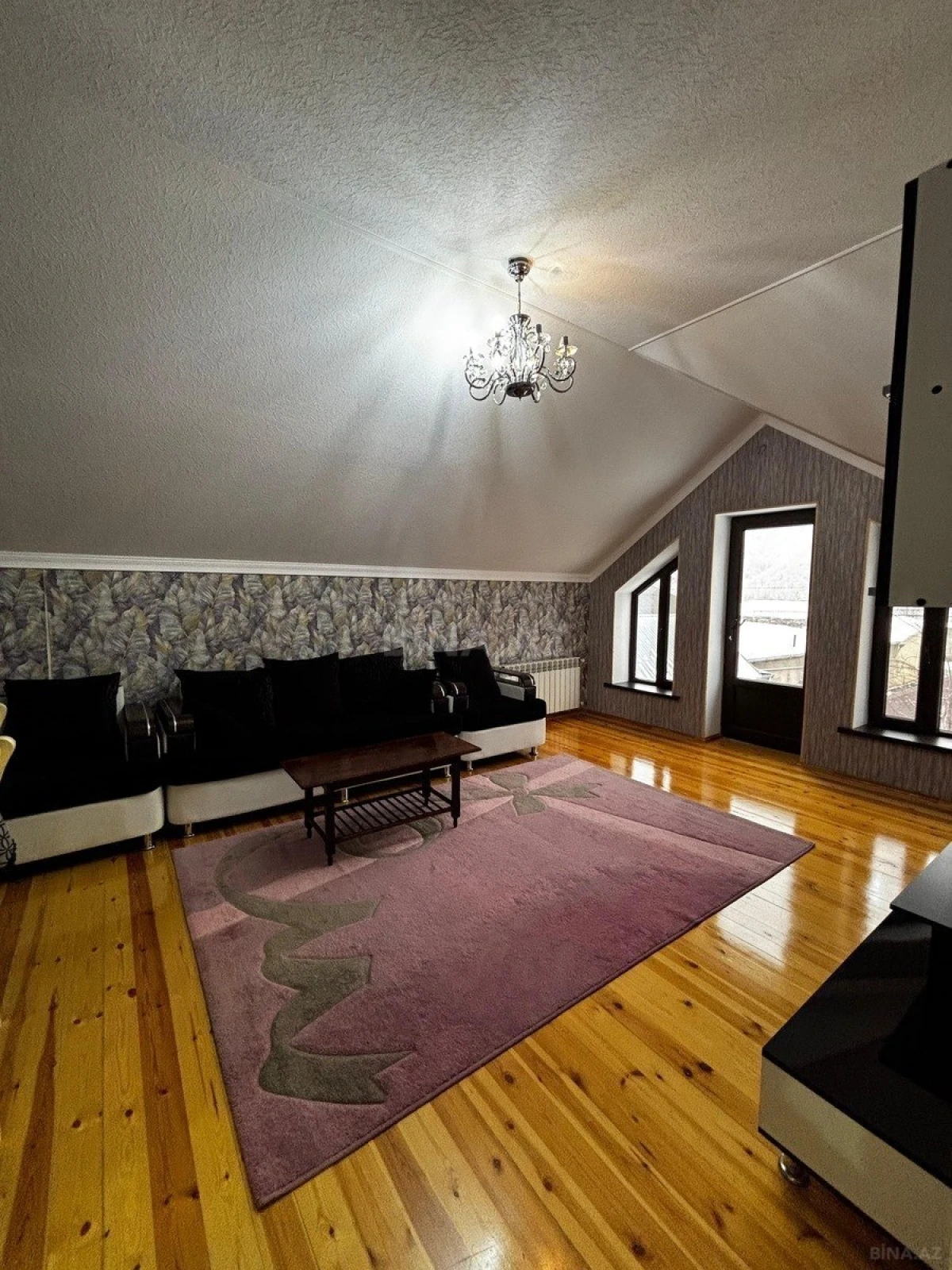 Satılır həyət evi 250 m²