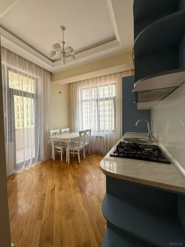 Kirayə verilir 3 otaqlı mənzil 98 m²