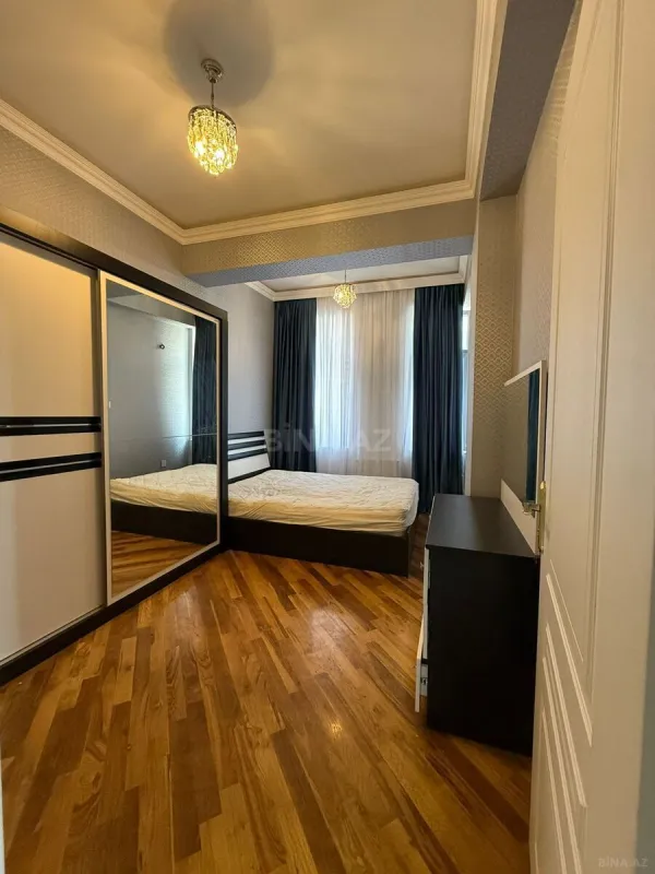 Kirayə verilir 3 otaqlı mənzil 98 m²