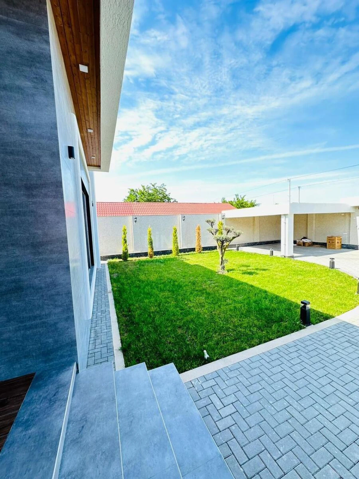 Kirayə verilir 4 otaqlı həyət evi 212 m²