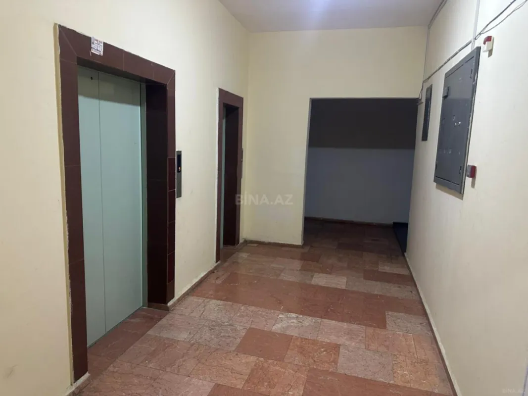 Satılır 3 otaqlı mənzil 102 m²