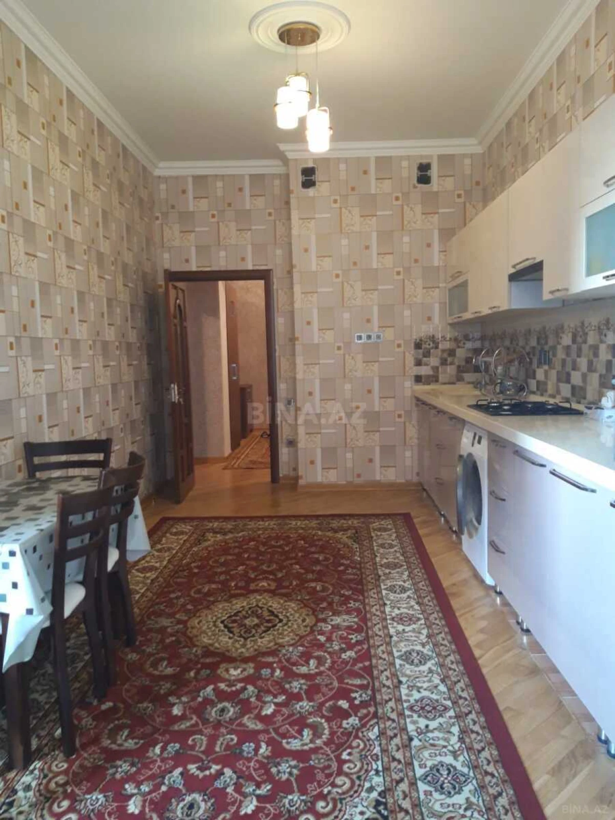Kirayə verilir 2 otaqlı mənzil 73 m²