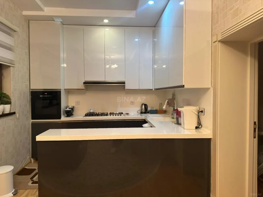 Satılır 3 otaqlı mənzil 100 m²