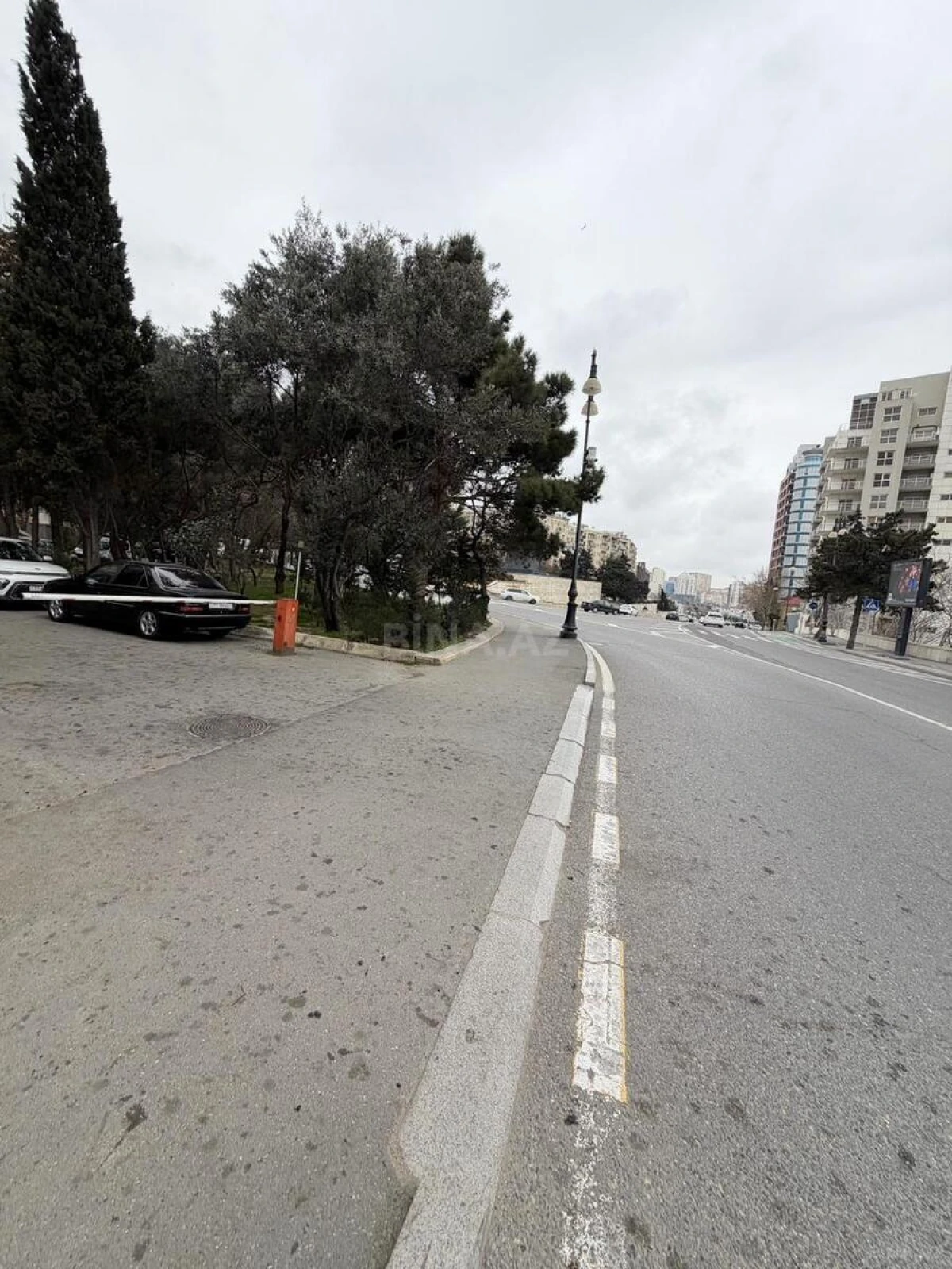 Kirayə verilir 3 otaqlı ofis 90 m²