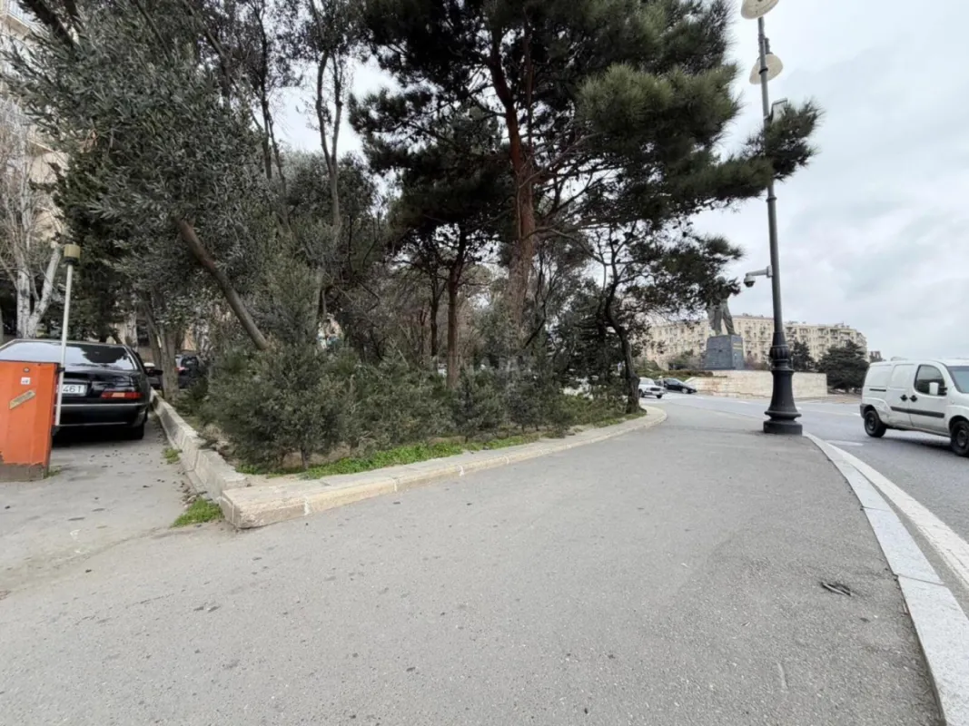 Kirayə verilir 3 otaqlı ofis 90 m²