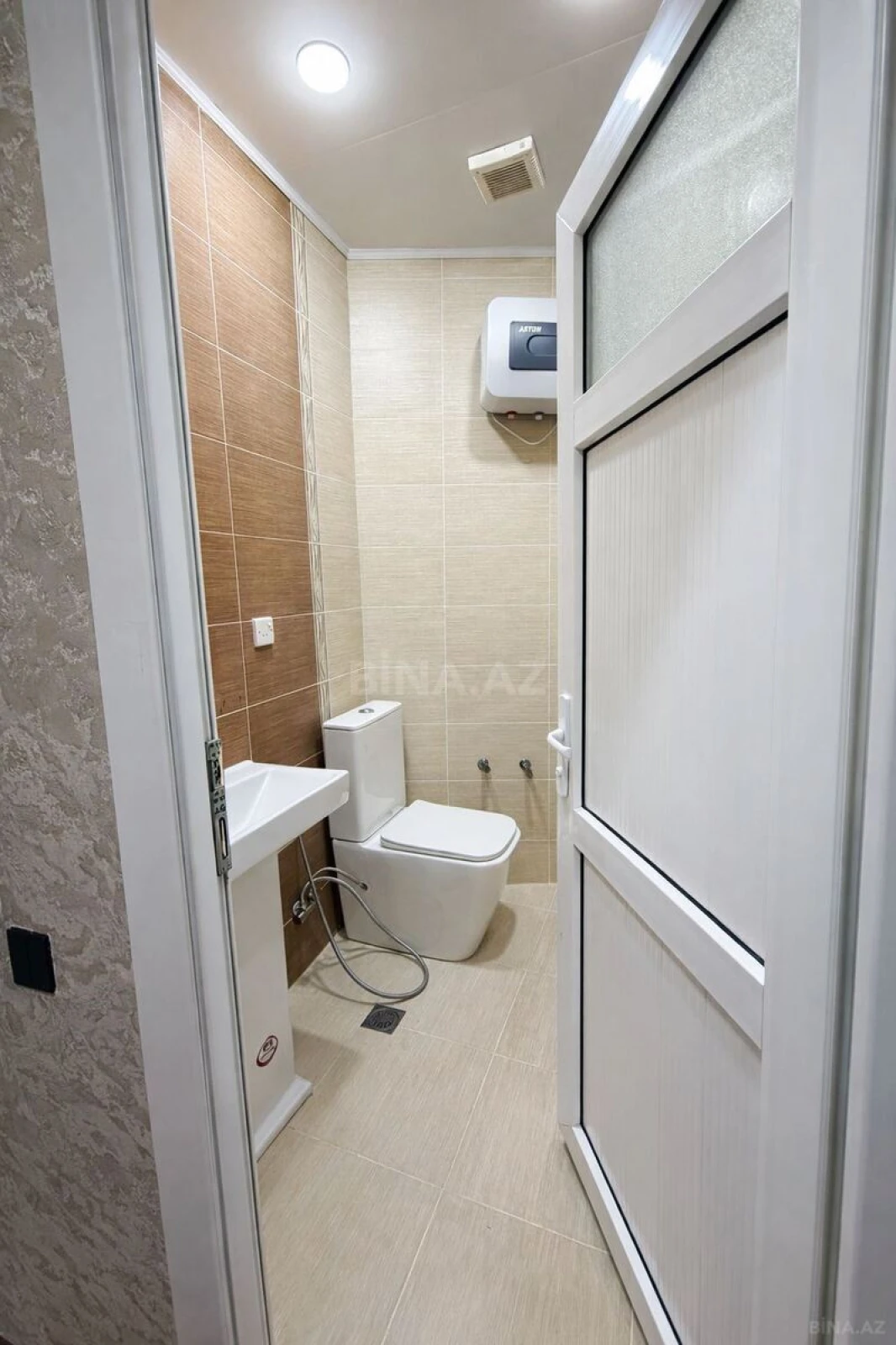 Kirayə verilir 3 otaqlı ofis 90 m²