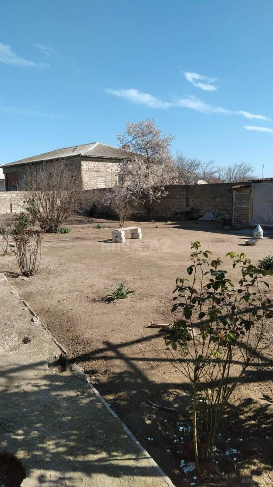 Satılır torpaq sahəsi 10 m²