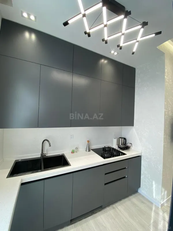 Kirayə verilir 2 otaqlı mənzil 85 m²