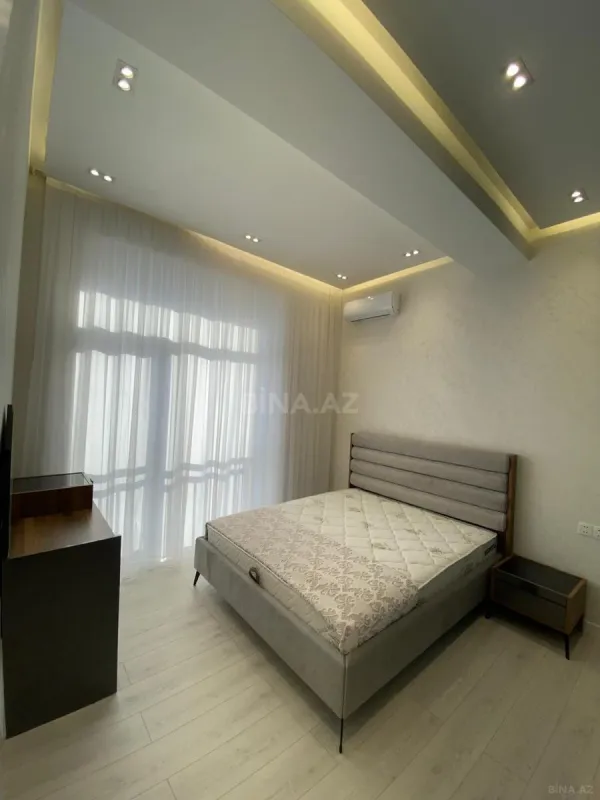 Kirayə verilir 2 otaqlı mənzil 85 m²