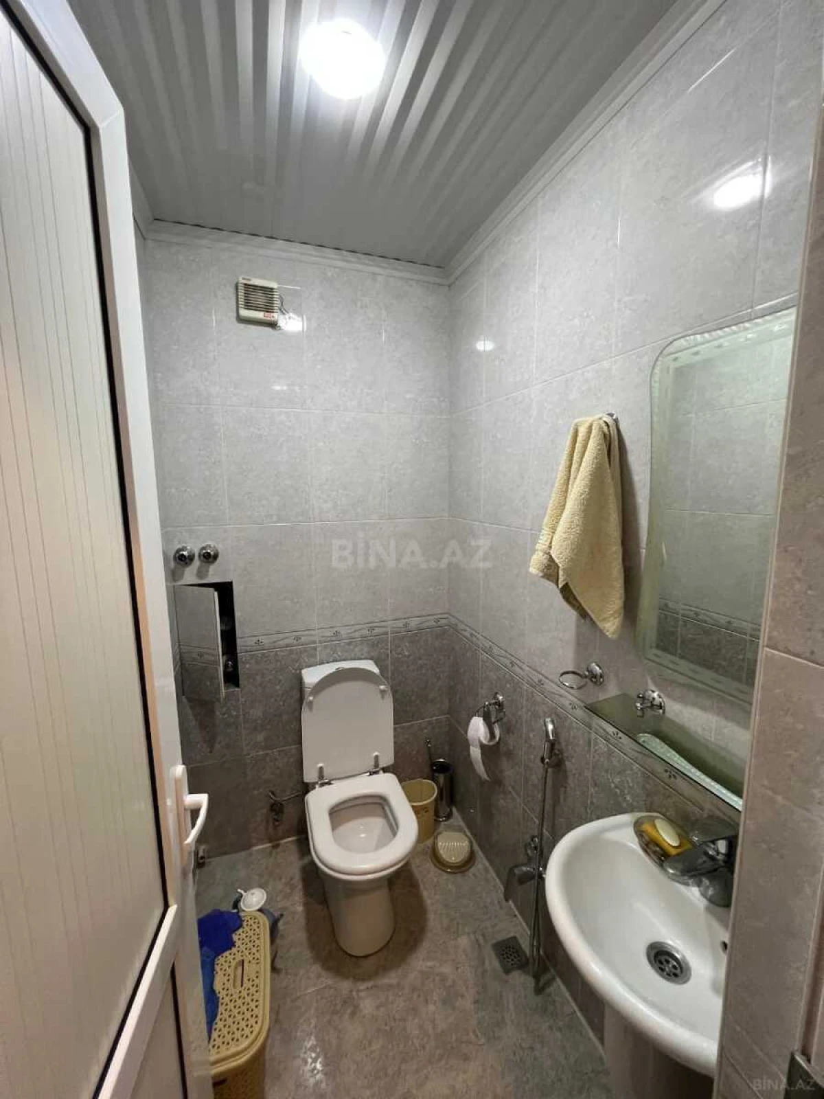 Satılır 3 otaqlı mənzil 170 m²