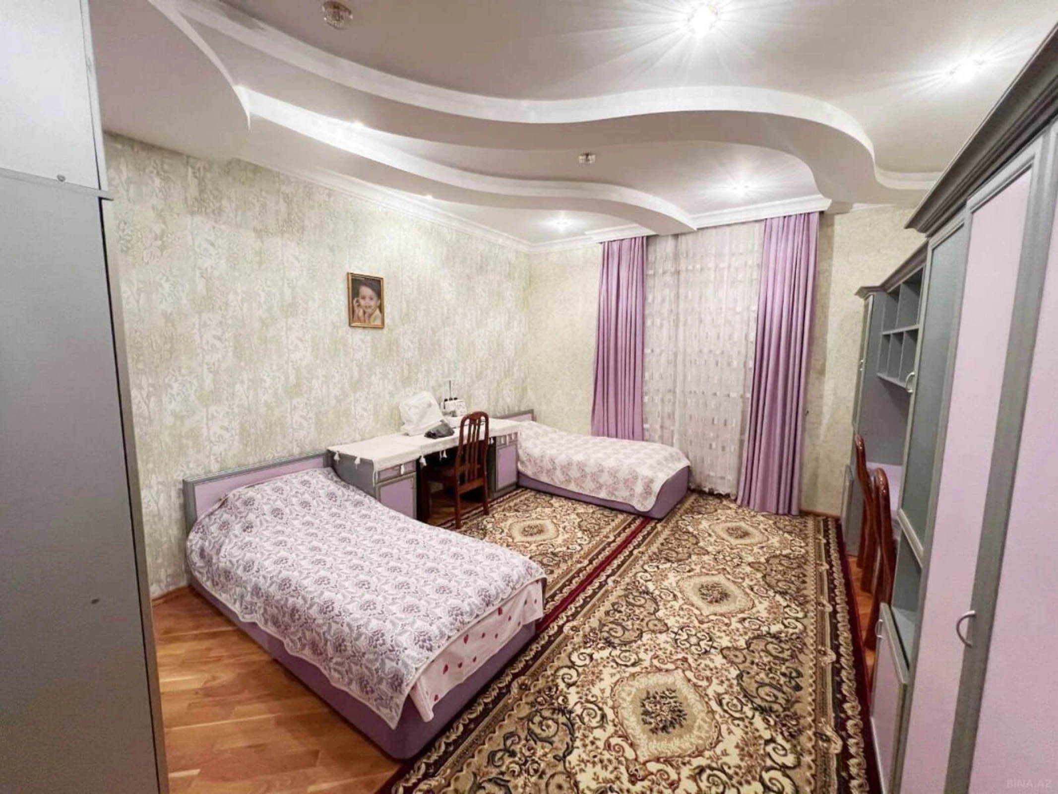 Satılır 3 otaqlı mənzil 170 m²