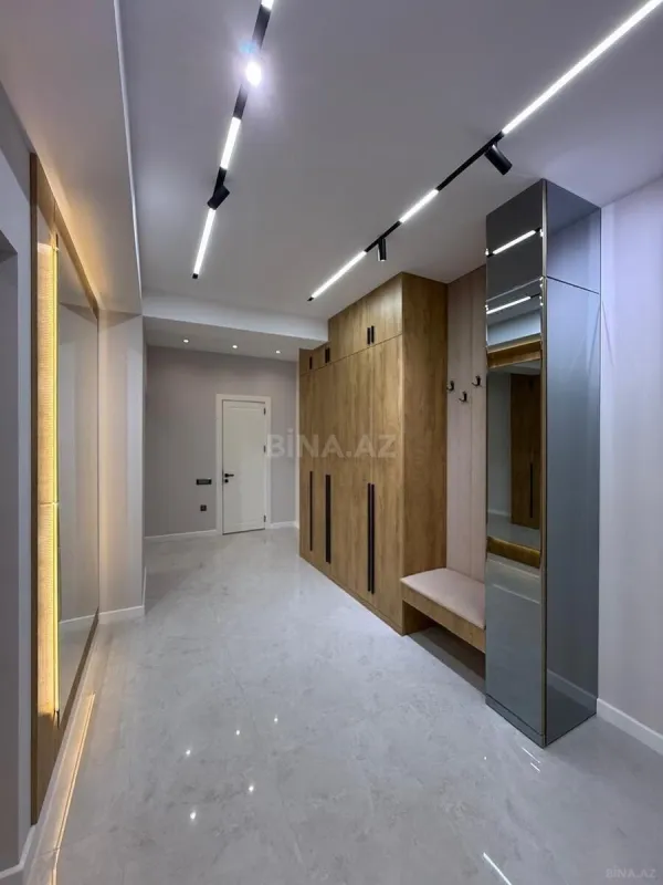 Satılır 3 otaqlı mənzil 120 m²