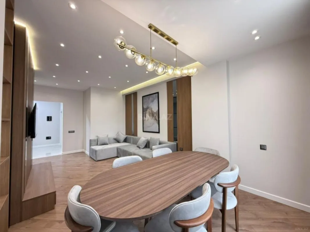 Satılır 3 otaqlı mənzil 120 m²